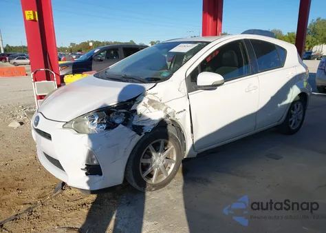 2012 Toyota Prius C Three from USA, damaged, VIN JTDKDTB38C1519639